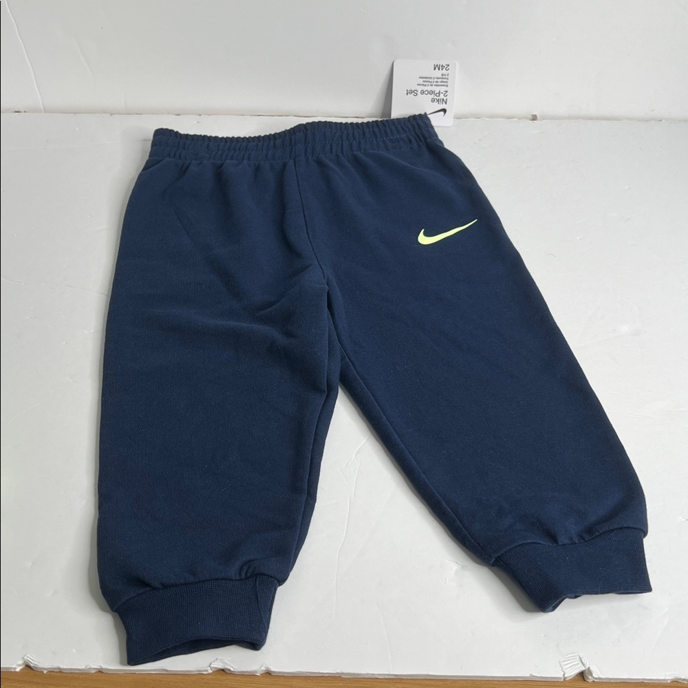 Kids Nike Set - Picture 7 of 8